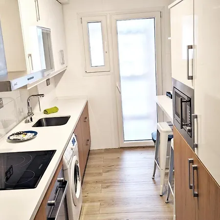 Holidays2fuengirola Boliches 3 Bedroom & Pool Appartement