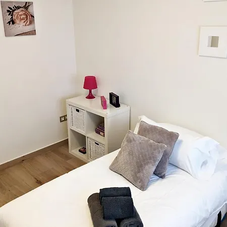 Holidays2fuengirola Boliches 3 Bedroom & Pool *