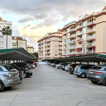 Holidays2fuengirola Boliches 3 Bedroom & Pool Appartement *